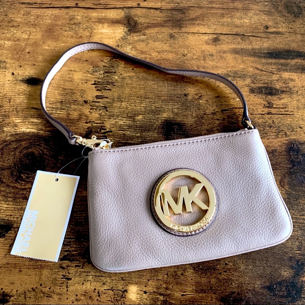 Michael Kors Fulton Leather Wristlet